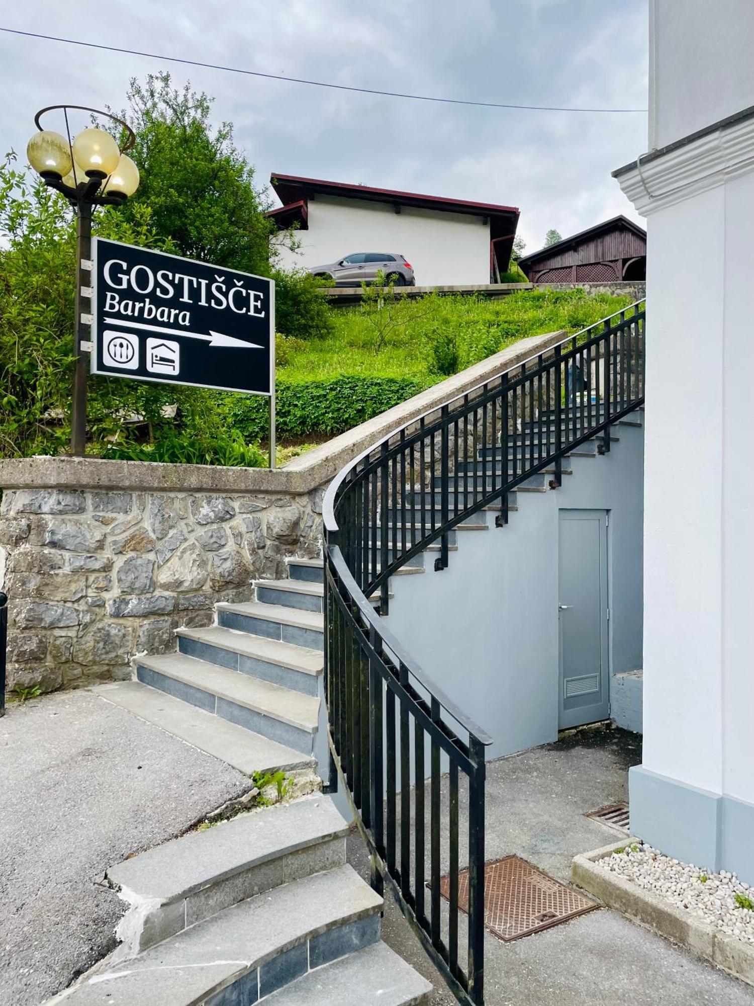 Hotel Gostisce Barbara Idrija Exterior foto